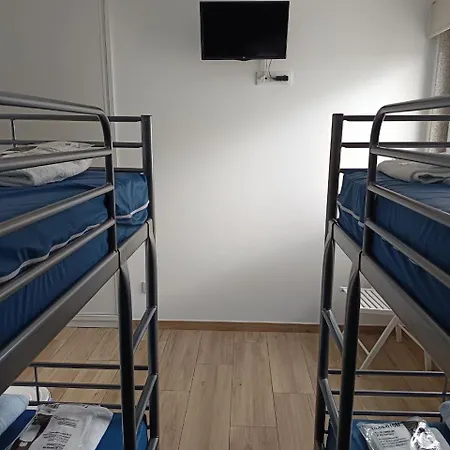 Casa Manola Hostel *